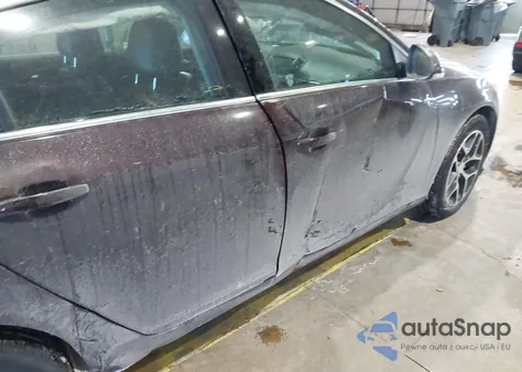 2017 Buick Regal Turbo Sport Touring z USA, uszkodzony, nr VIN 2G4GL5EX3H9128979